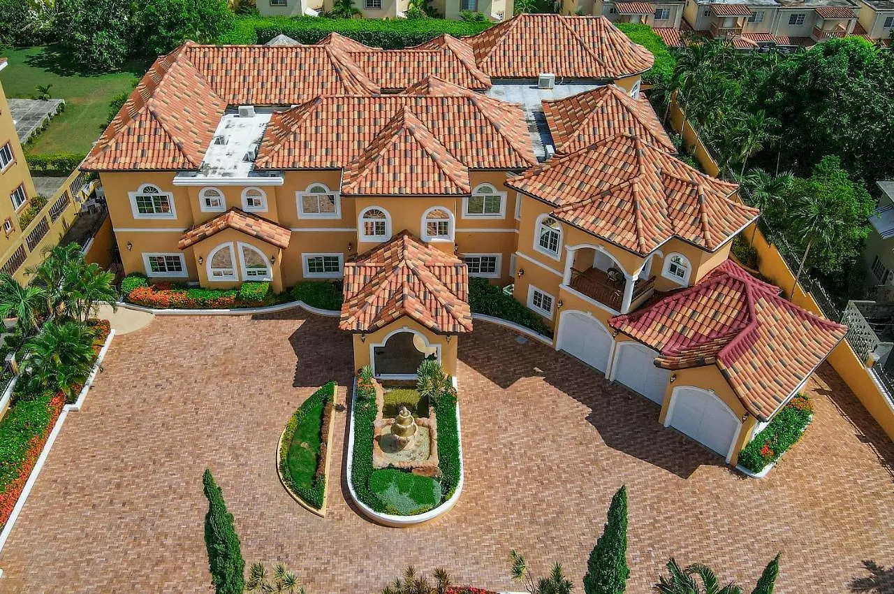 Villa Tianna Montego Bay